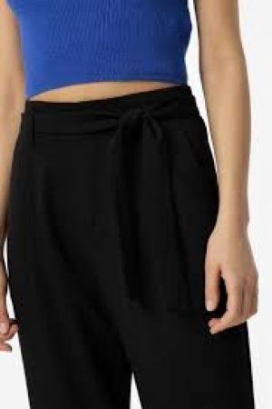  000 000 Black