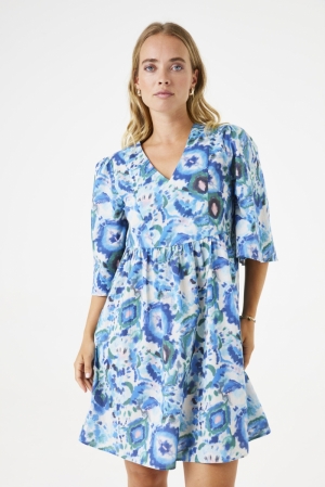  1257-blue wave